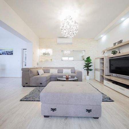 Deluxe Look Apartman Zára Kültér fotó