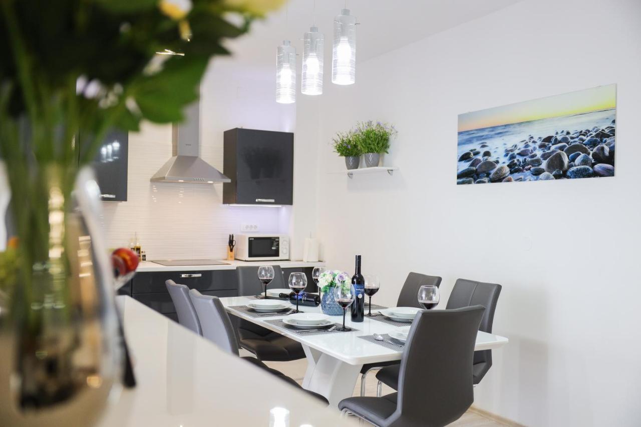Deluxe Look Apartman Zára Kültér fotó
