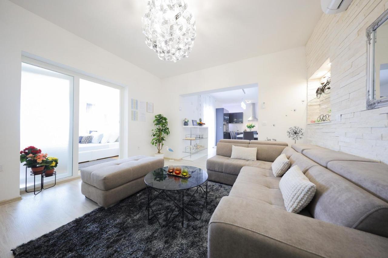 Deluxe Look Apartman Zára Kültér fotó