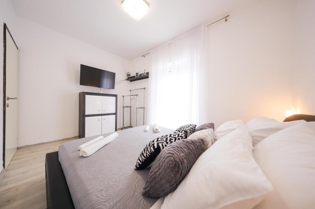 Deluxe Look Apartman Zára Kültér fotó